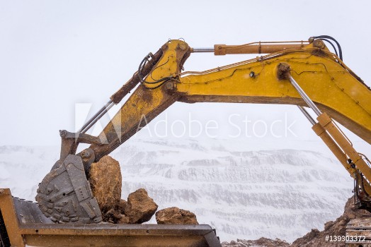 Picture of Truck loading with ore